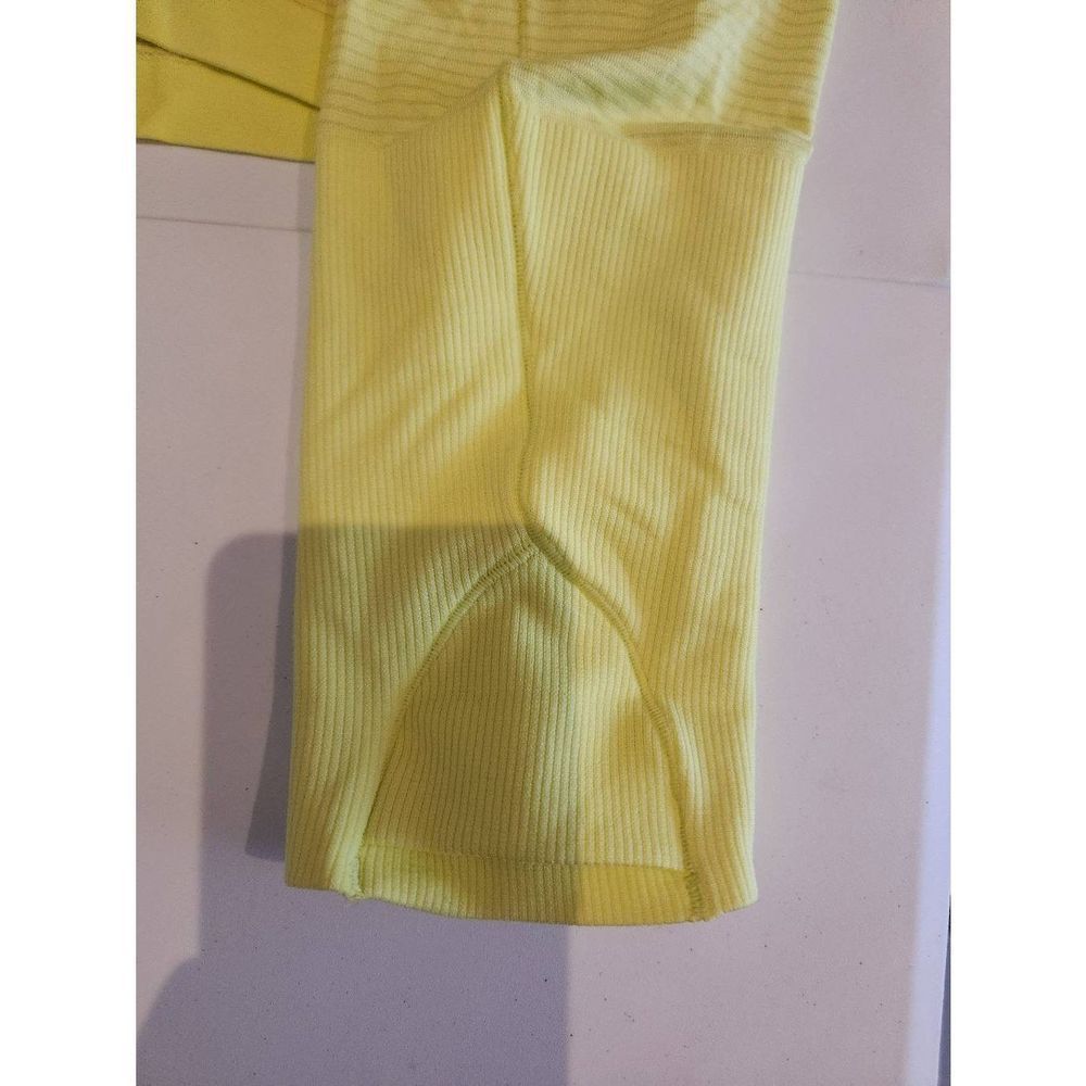 Lululemon Swiftly Tech Long Sleeve Shirt Yellow Size 14 or 16 - Picture 5 of 7